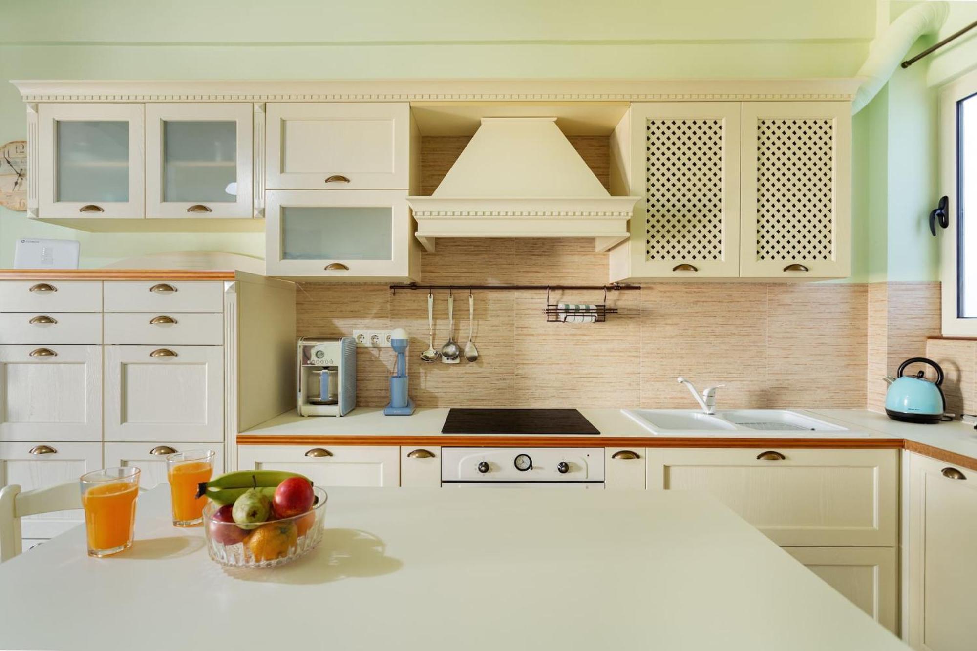 Apartamento Bright, Calming Retreat With A Balcony Near Metro! Atenas Exterior foto