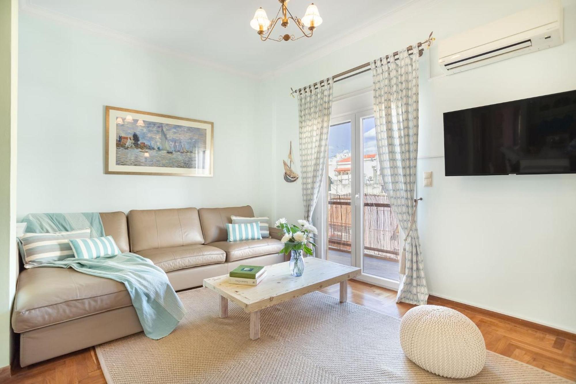 Apartamento Bright, Calming Retreat With A Balcony Near Metro! Atenas Exterior foto